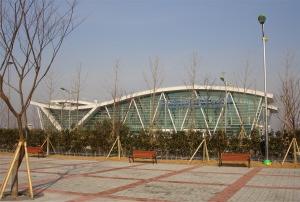 군산국제여객터미널은 지난 4월 신축 완료하고 여행객에게 쾌적한 서비스를 제공하고 있다.