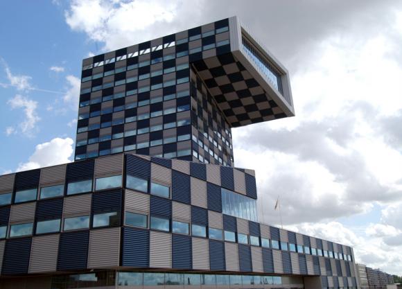로테르담에 위치한 STC 본교 건물